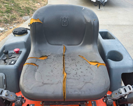 Used- RZ5424 54' Zero Turn Mower 54' 24HP KOH Seat 