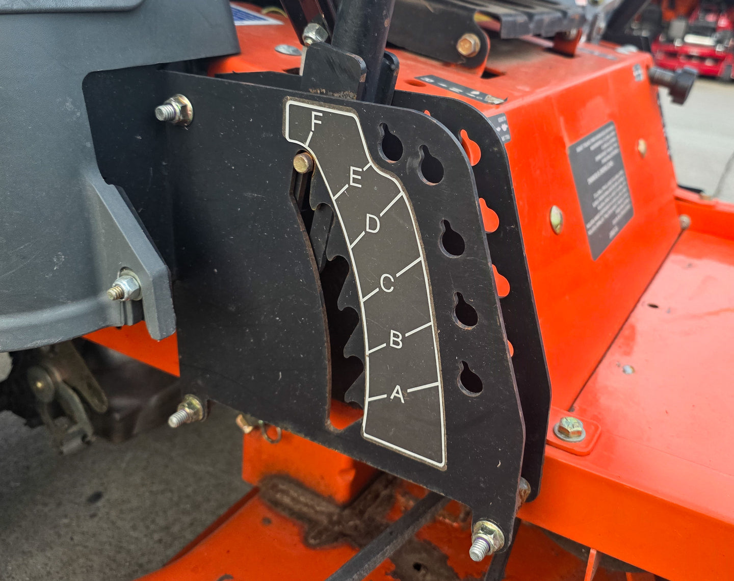 Used- RZ5424 54' Zero Turn Mower 54' 24HP KOH 6 Position 