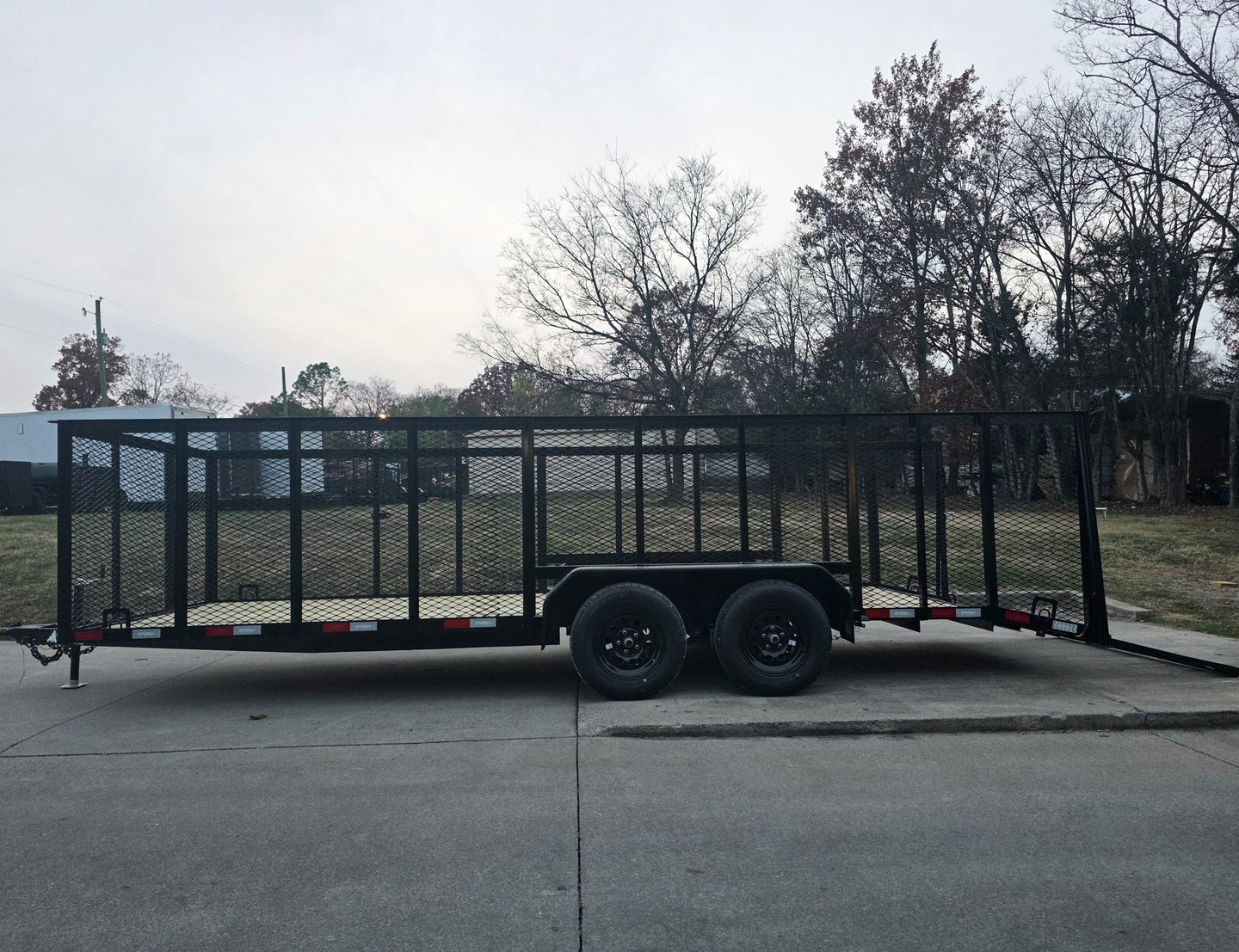7x20 Dovetail Utility Trailer 4ft Mesh Sides (2) 3,500lb Axles - SLE Equipment - 6