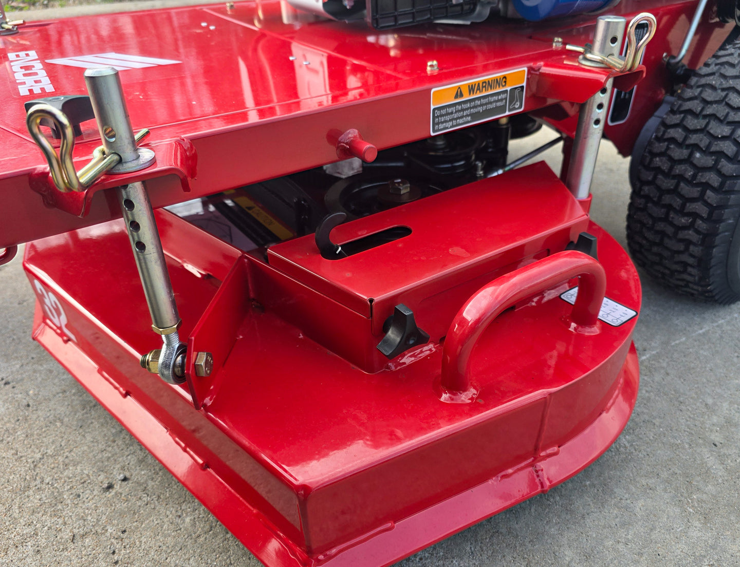 Encore EW32X11HDE Walk Behind Mower 10.5HP GX390 Honda Cutting Height Adjustment 