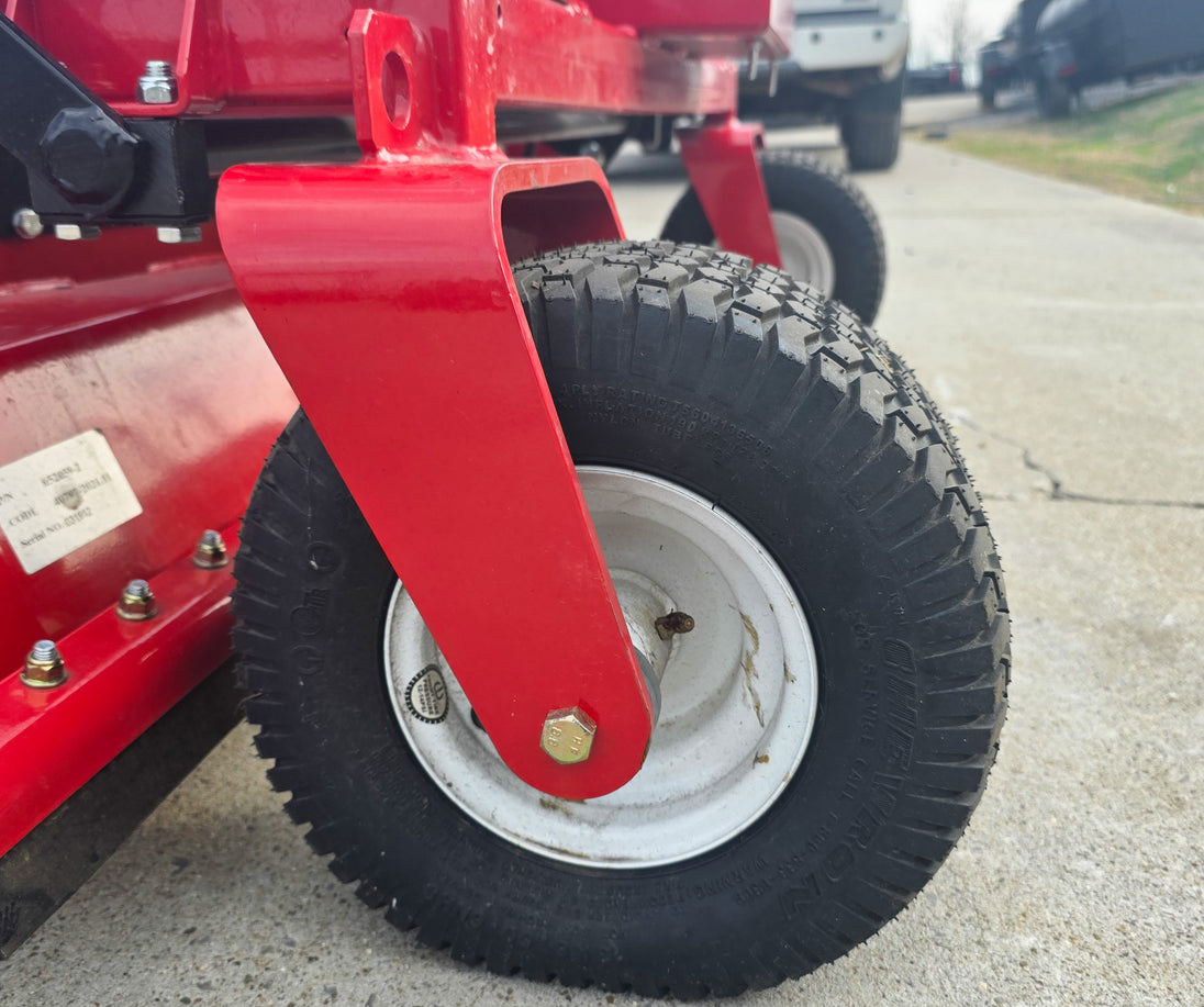 Encore ET72CT724RD 72' Rear Discharge Pull Behind Tracer 22HP Briggs Rear Tire