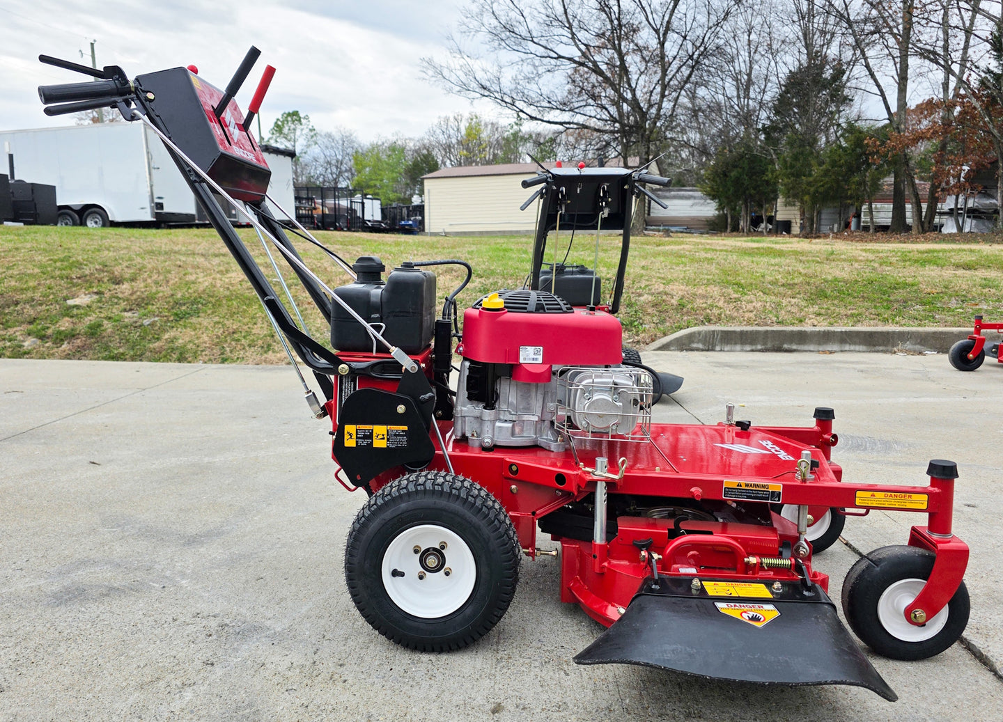 Encore EW28X11BS Walk Behind Mower 10.5HP Briggs Right Side 