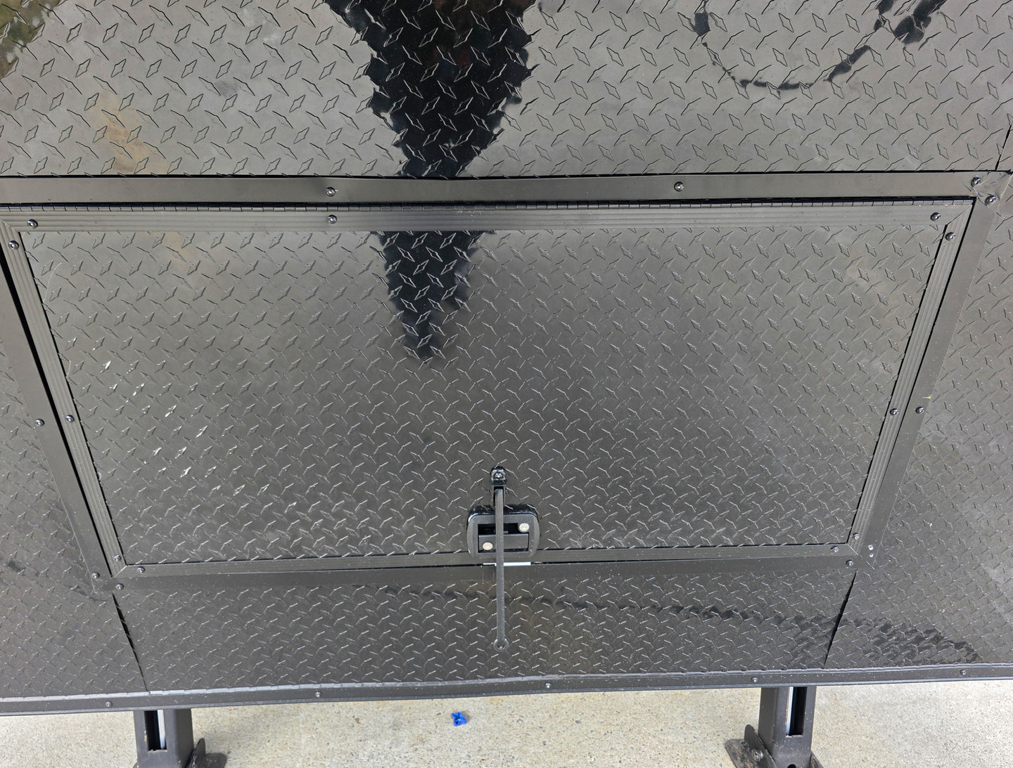 8.5x42 Red Gooseneck Enclosed Trailer Generator Cage with Rear Gullwing (3) 7000k Axles Storage Space Behind Hitch