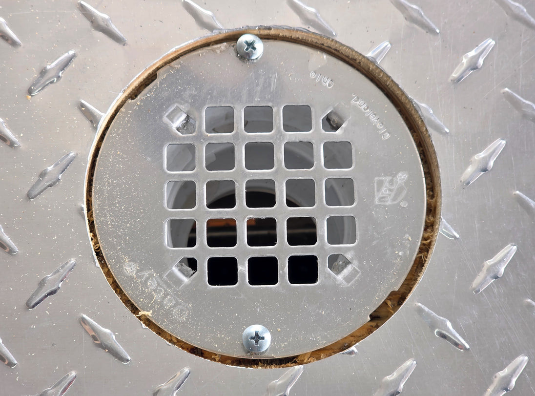 8.5x42 Red Gooseneck Enclosed Trailer Generator Cage with Rear Gullwing (3) 7000k Axles Drain 