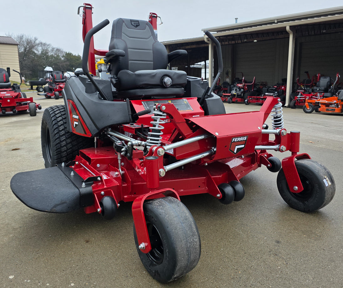 Ferris 5902064 60" ISX3300 Zero Turn Mower 40HP Vanguard Big Block Front Right 