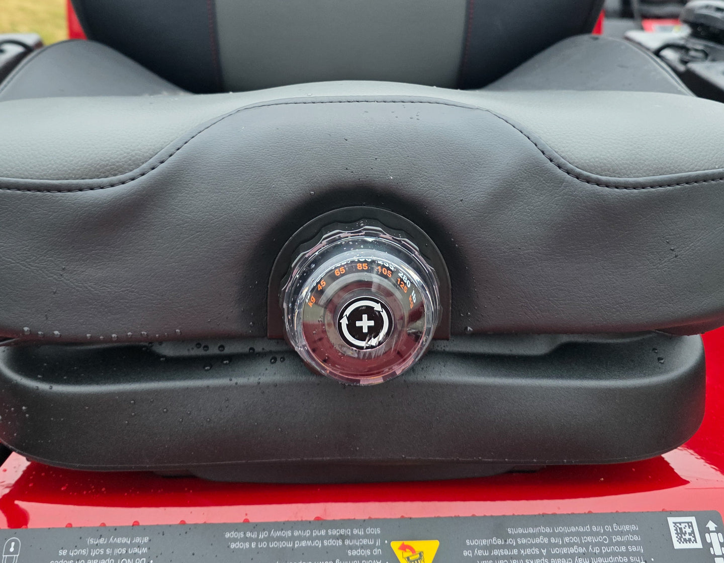 Ferris 5902064 60" ISX3300 Zero Turn Mower 40HP Vanguard Big Block Seat Gage 