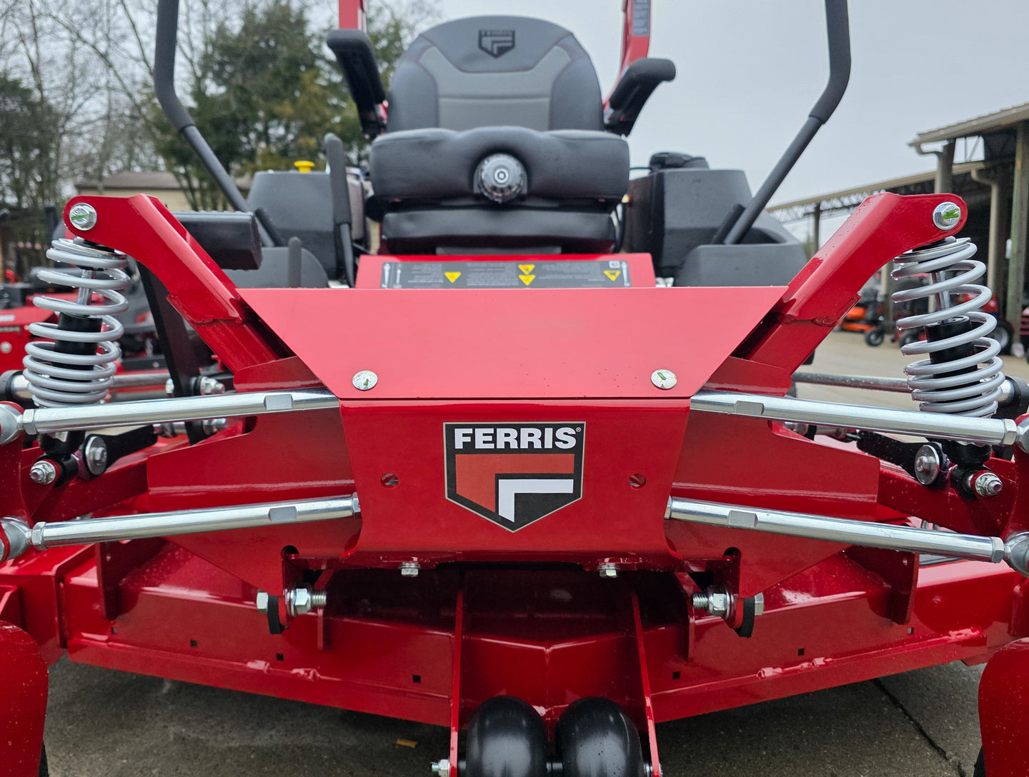 Ferris 5902172 ISX800 60" Zero Turn Mower 27HP Briggs EFI ETC OilXtend Front Suspension 