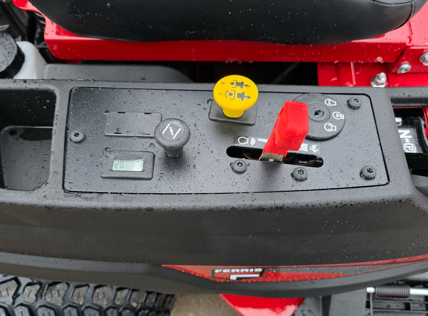 Ferris 300R 5902205 Zero Turn Mower 42″ 21.5HP KAW Control Panel