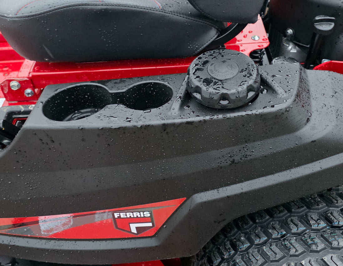Ferris 5902103 61" 500S Zero Turn Mower 25HP Briggs Fuel Tank