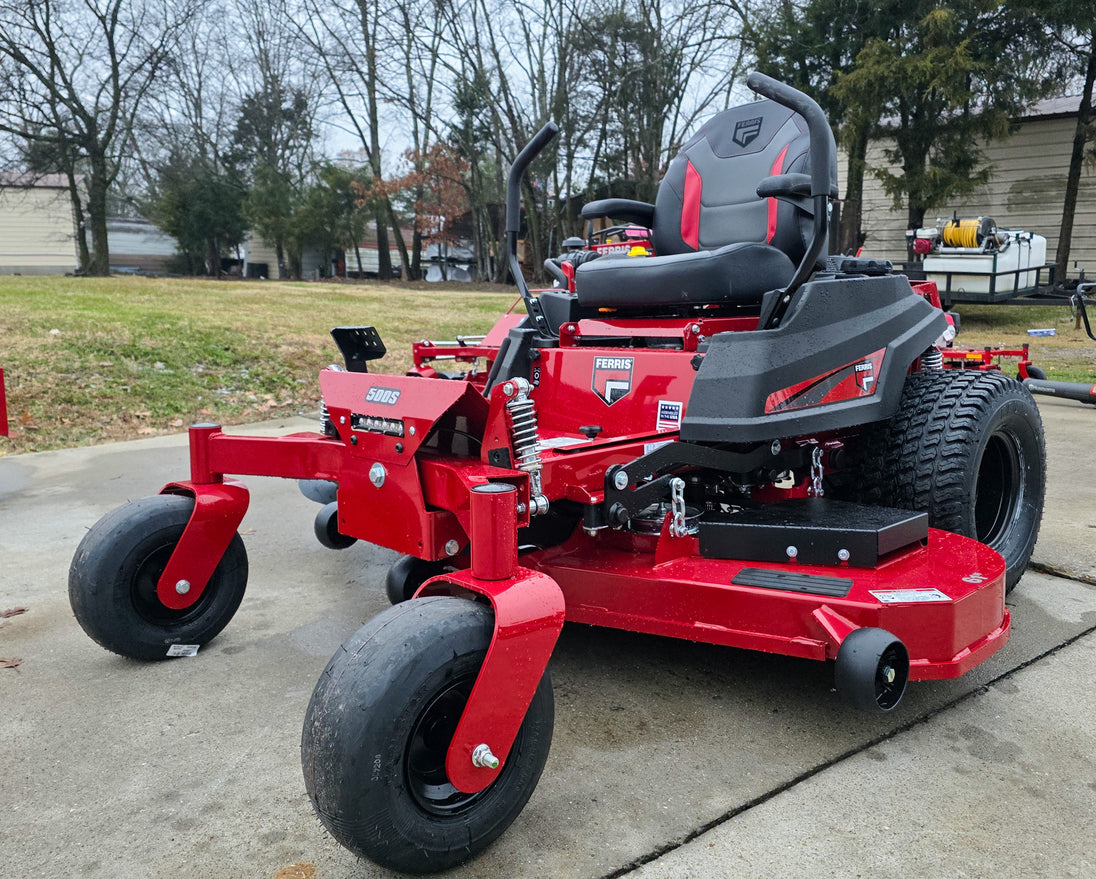Ferris 5902103 61" 500S Zero Turn Mower 25HP Briggs Front Left 