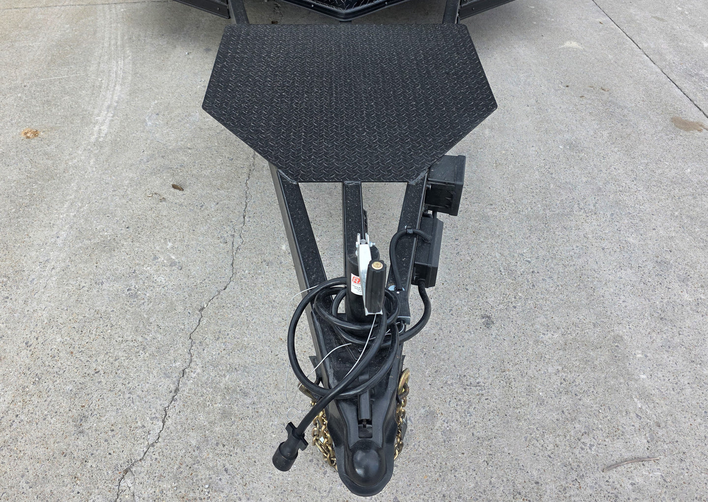 8.5x24 Black Hybrid Enclosed Trailer (2) 5,200lb Axles 10K GVWR Extended Jack