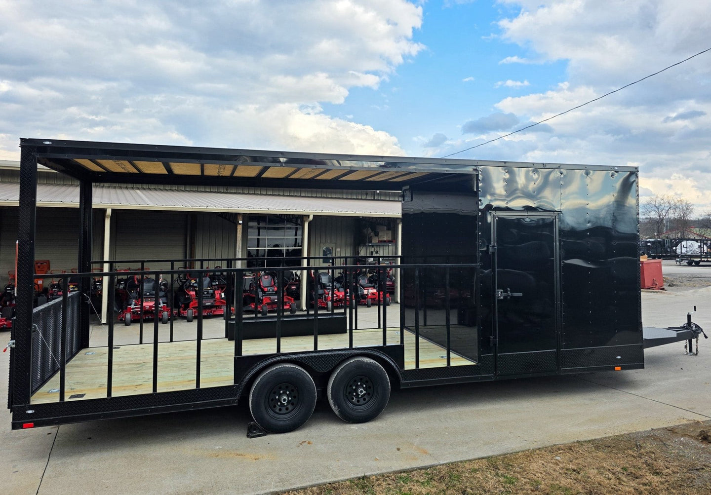 8.5x24 Black Hybrid Enclosed Trailer (2) 5,200lb Axles 10K GVWR Right Side Rear