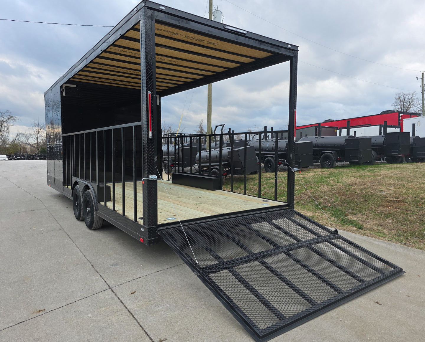 8.5x24 Black Hybrid Enclosed Trailer (2) 5,200lb Axles 10K GVWR Left Rear Gate Down