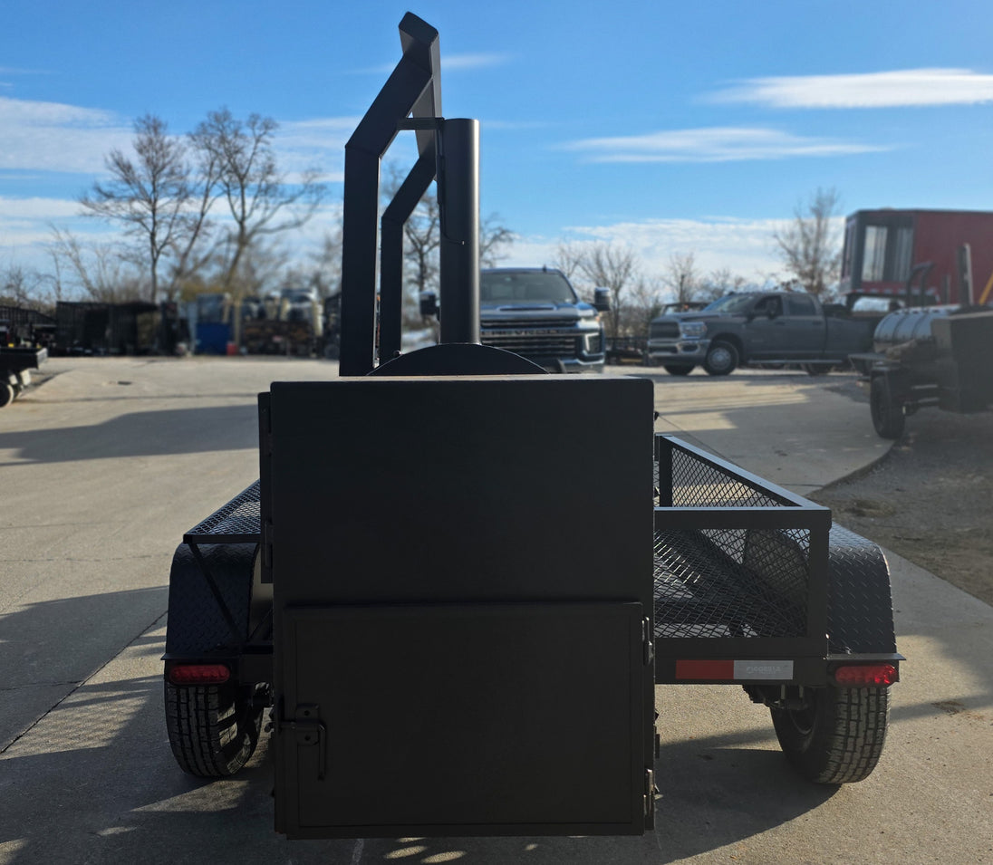 330 GAL Smoker Single Door With CounterWeight with Double Racks and Charkettle Rear