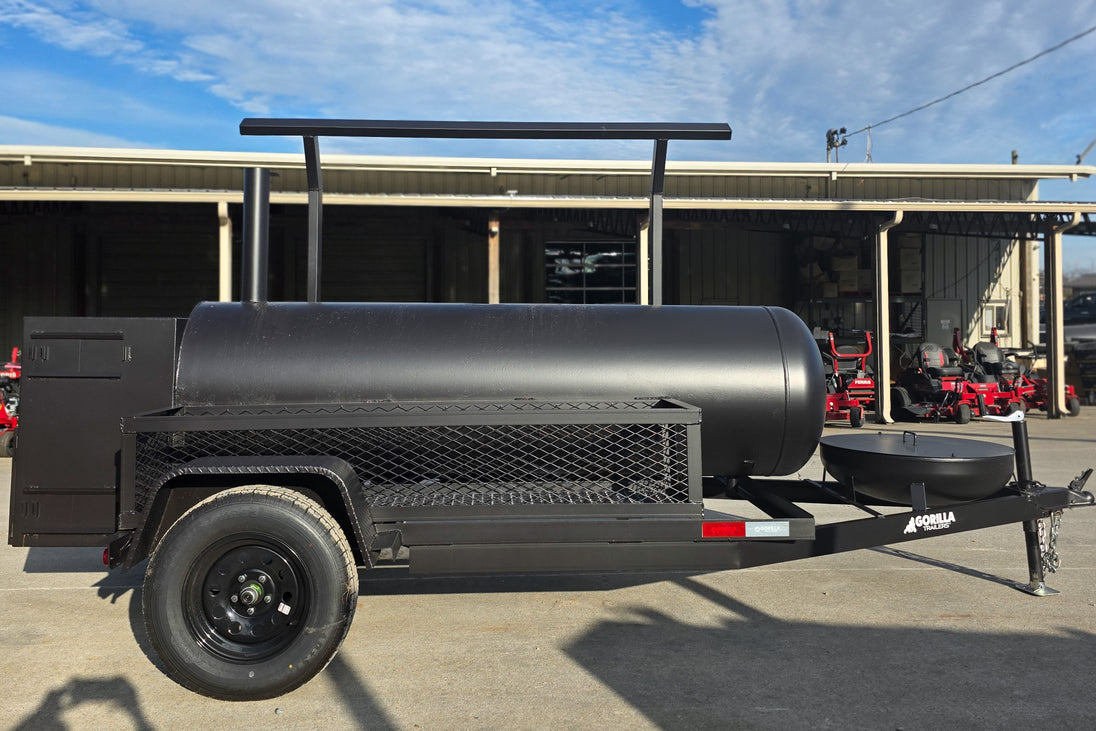 330 GAL Smoker Single Door With CounterWeight with Double Racks and Charkettle Right Side 