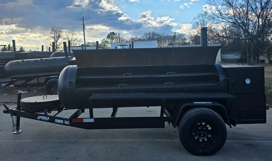330 GAL Smoker Single Door With CounterWeight with Double Racks and Charkettle Left Side Door Open