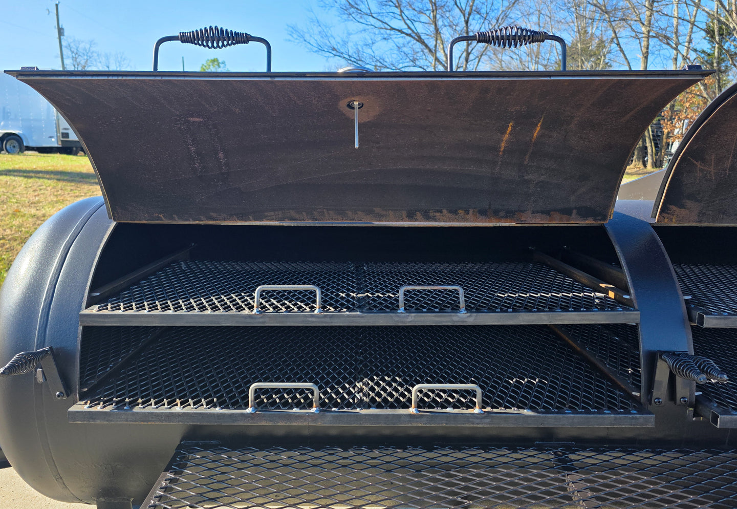 330 Gal Smoker Two Door with Counter Weights and Double Racks Inside Smoker 