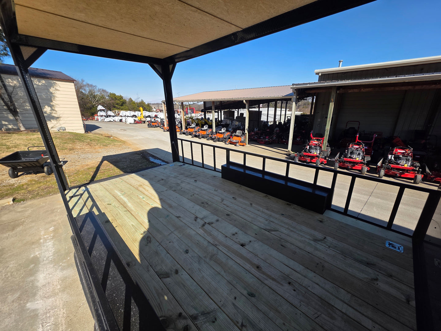 8.5' X 32' Gooseneck Hybrid Enclosed Trailer 16' Porch With fold out gate 14k GVWR - SLE Equipment - 21