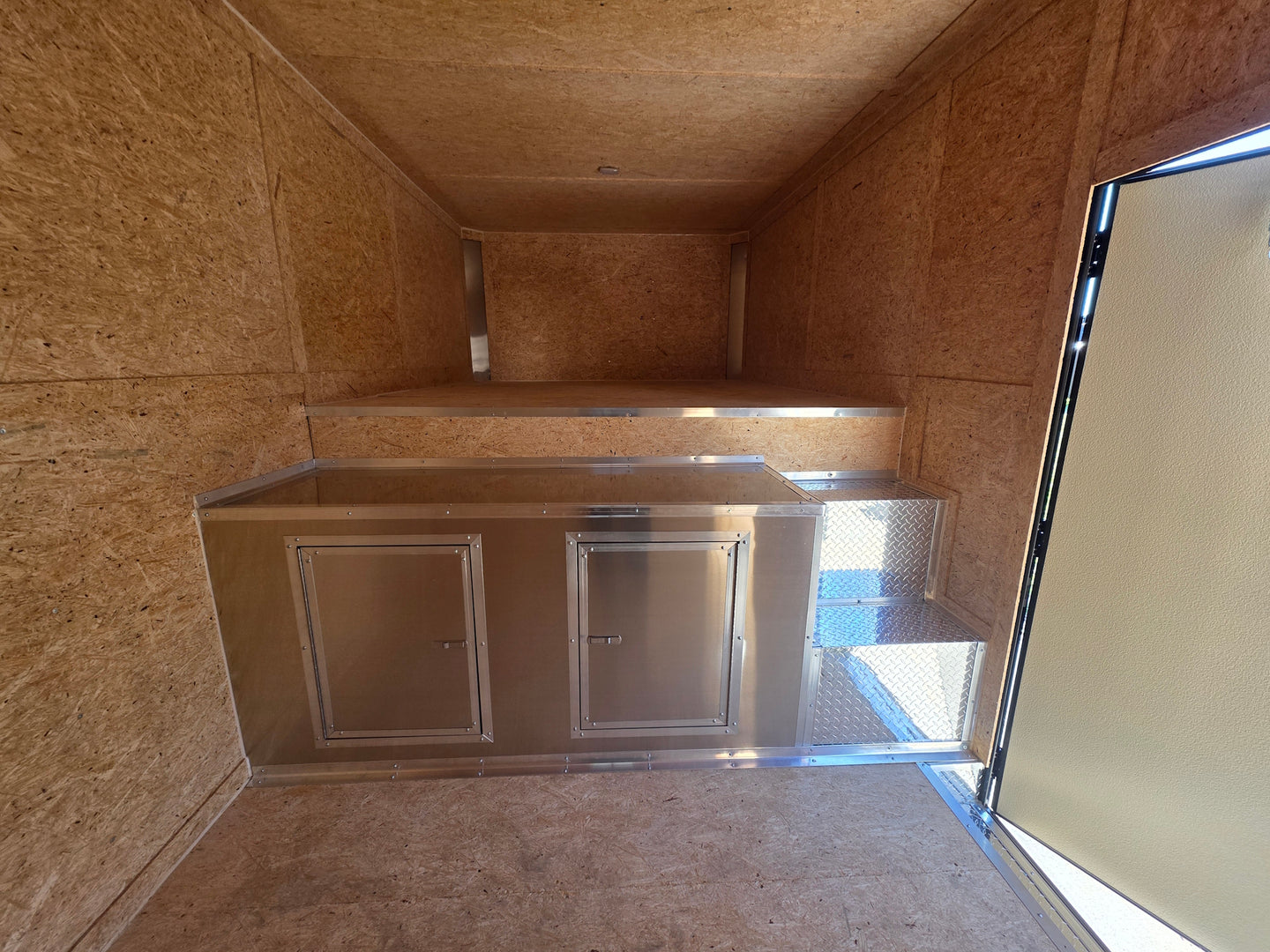 8.5' X 32' Gooseneck Hybrid Enclosed Trailer 16' Porch With fold out gate 14k GVWR - SLE Equipment - 37