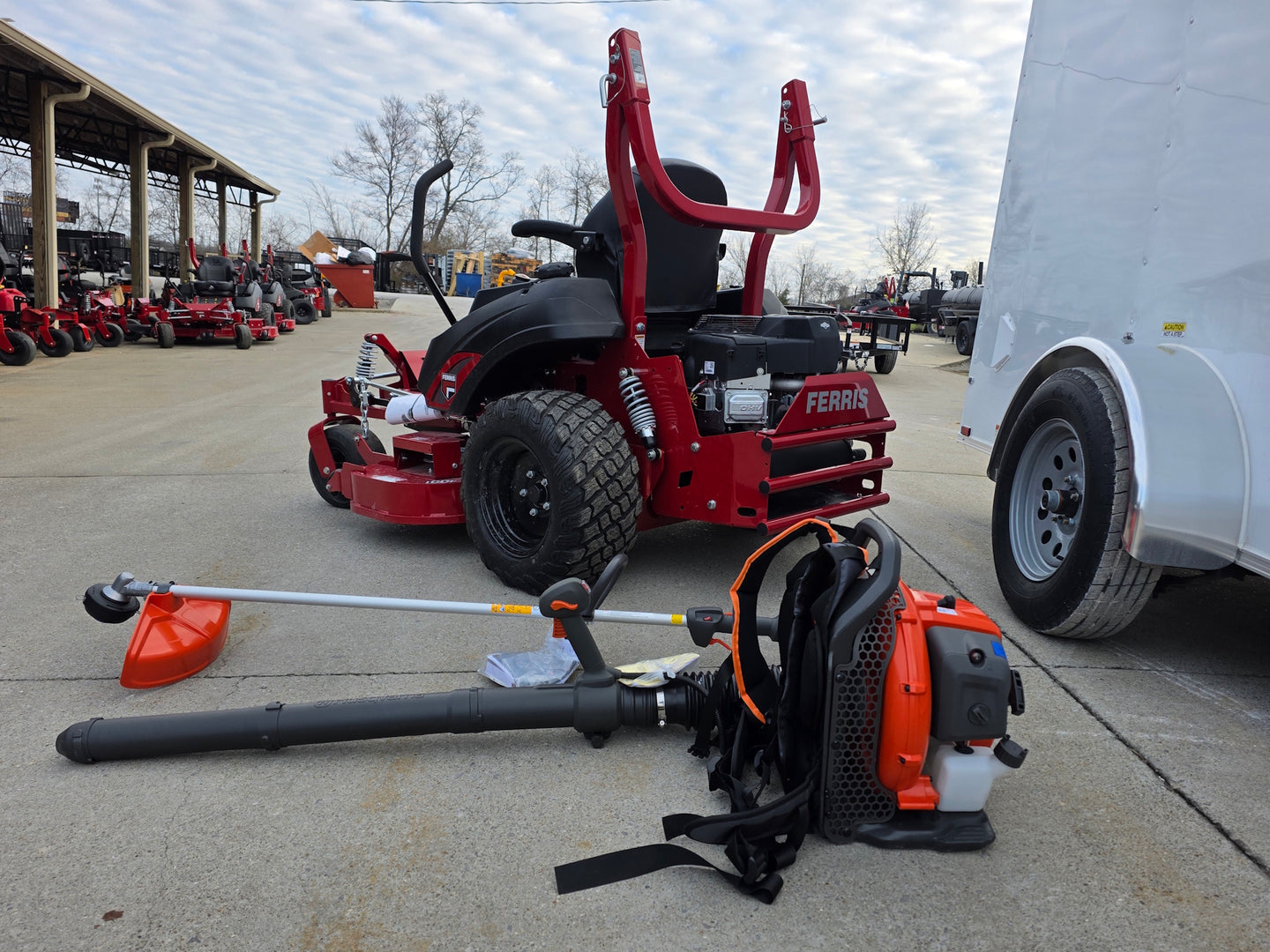 Ferris 5902154 52" ISX800 Commercial Zero Turn Mower Encl Trailer Handheld Bundle - SLE Equipment - 5