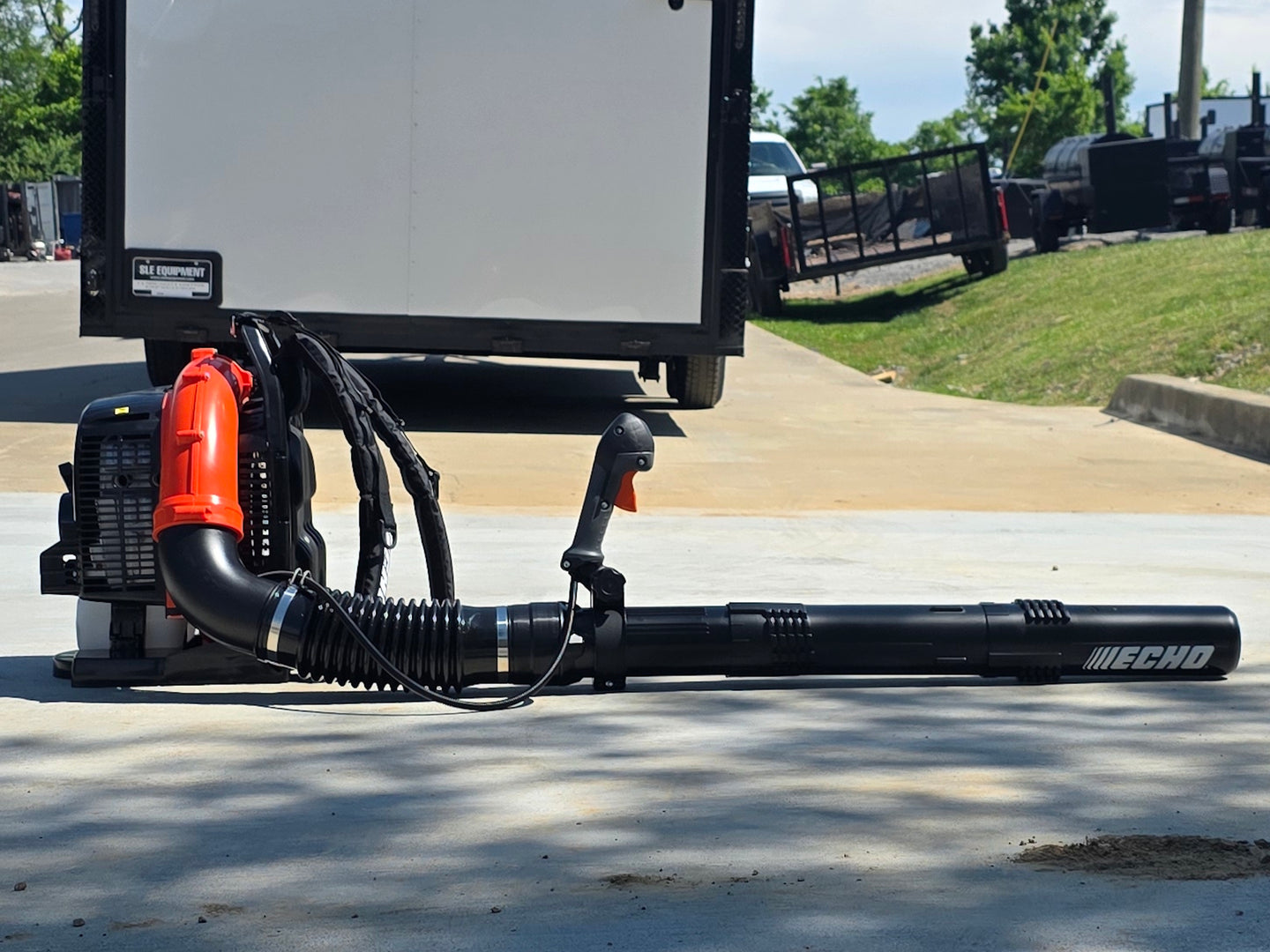 Echo PB-770T X Series Backpack Leaf Blower 63.3cc 2-Stroke Engine Left side   picture 