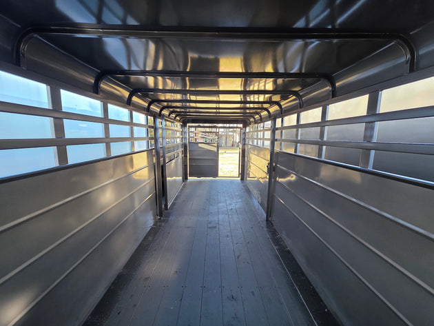 20ft Charcoal Gooseneck Livestock Cattle Trailer (2) 7K Axles 14K GVWR back view picture 