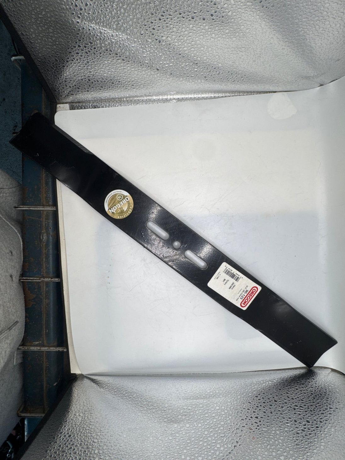 Oregon 90 - 125 HIGH LIFT UNIVERSAL BLADES FOR ZERO TURN MOWER - SLE Equipment - 2