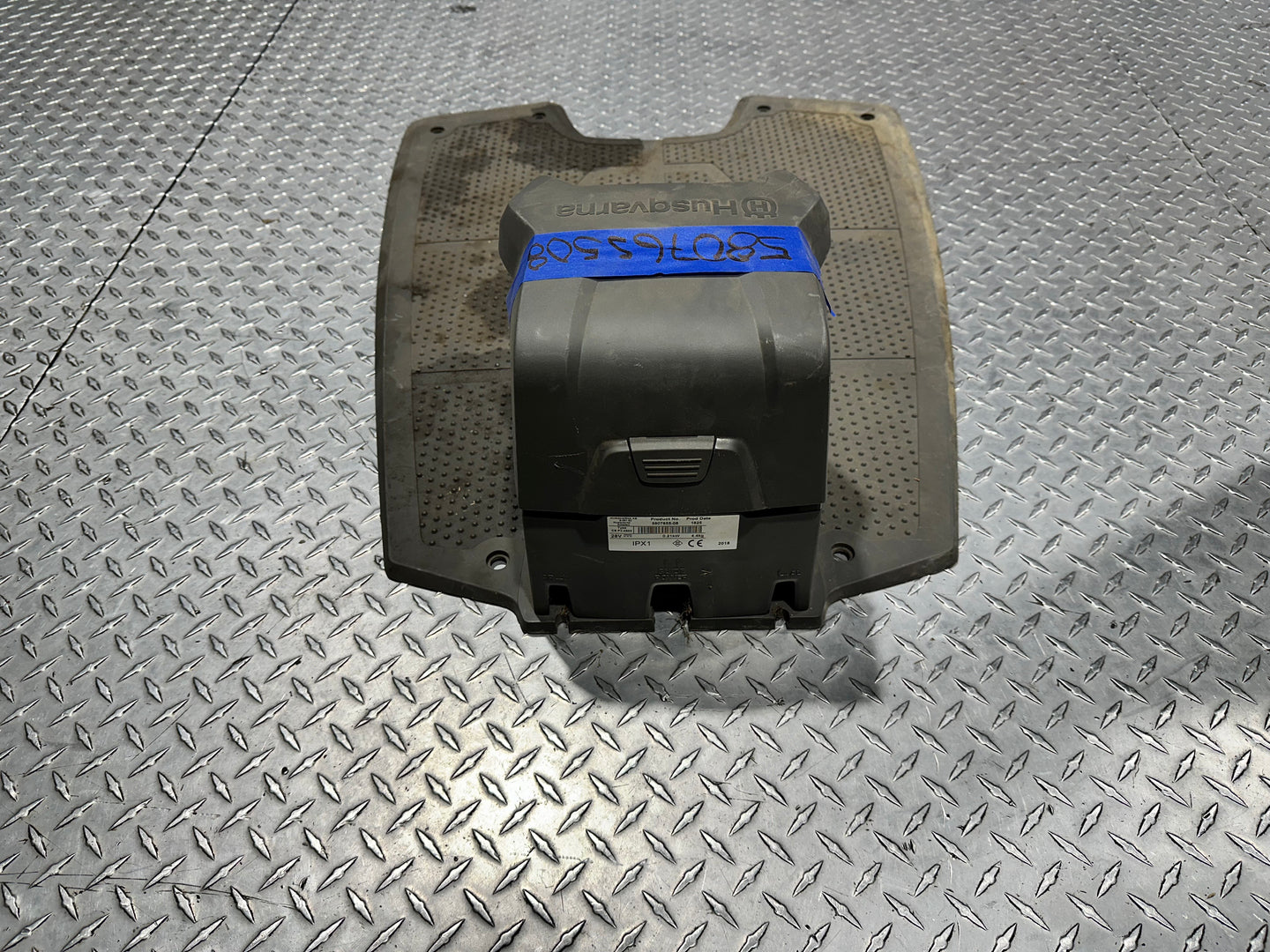 580765508 Husqvarna - Charging Station Assembly 450X - (Superseded to 593784701) Image 3