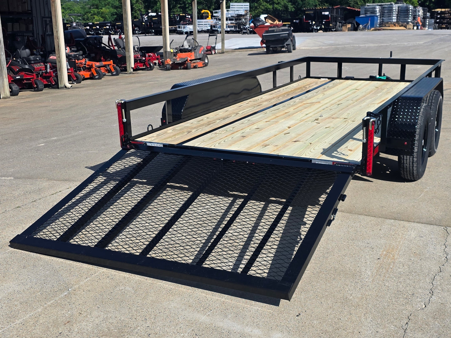 6.4x14 Tandem 2-3500lb axles Straight Deck Open back right angle picture 