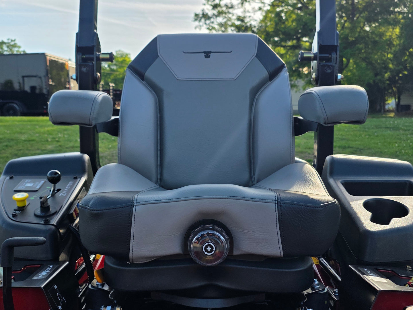 72977 Toro Z Master 6000 72 in. Kohler Command Pro EFI 38hp Seat picture 