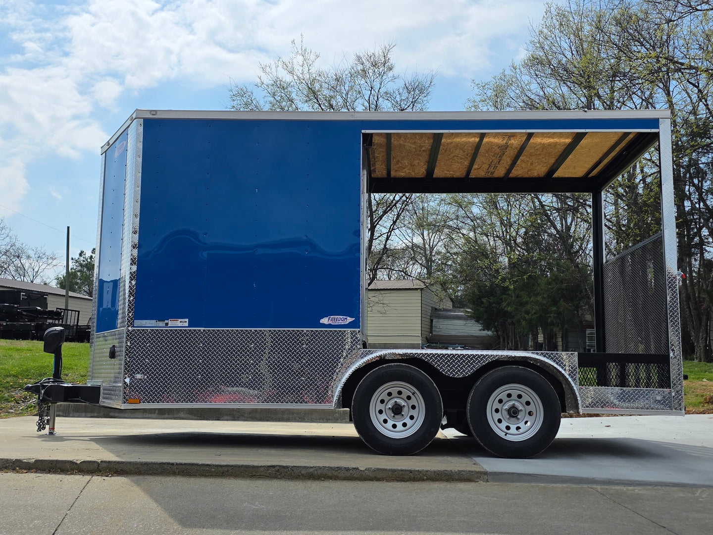 7x14 Enclosed Hybrid 2-3500lb axles Right side picture 
