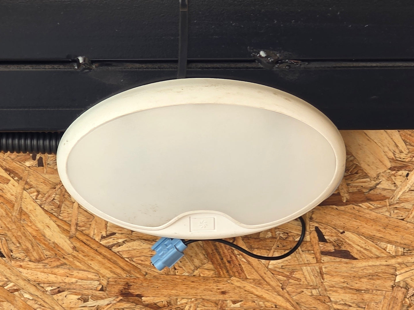 7x14 White Custom Enclosed Trailer with 6' Gate Dome light picture 