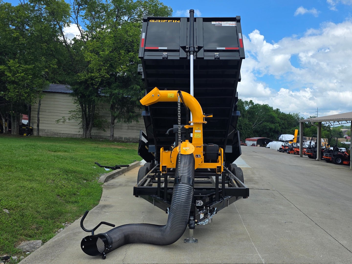 7x16x3 Gorilla Telescopic Leaf Dump Trailer System With 21hp Leaf Debris Loader Lifted front side picture 