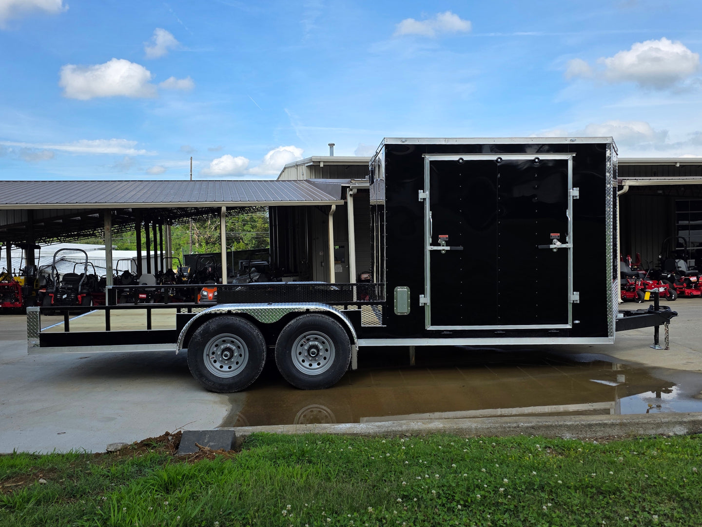7x20 Black V-nose Hybrid Enclosed Trailer (2) 7K Axles Left side picture 