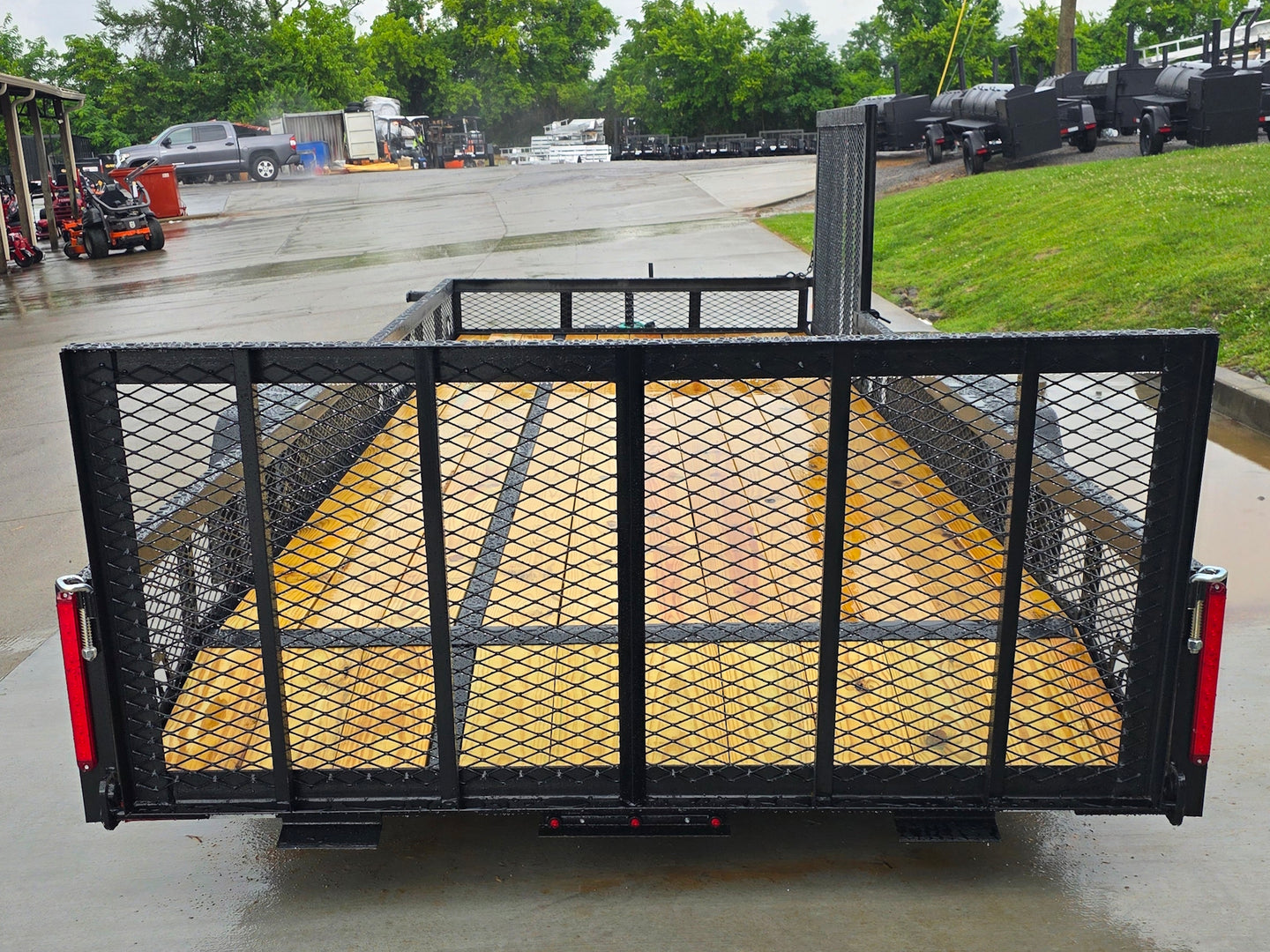 7x20 Dovetail Utility Trailer with 1ft Mesh Side Gate (2) 3,500lb Axles 7K GVWR Back side picture 