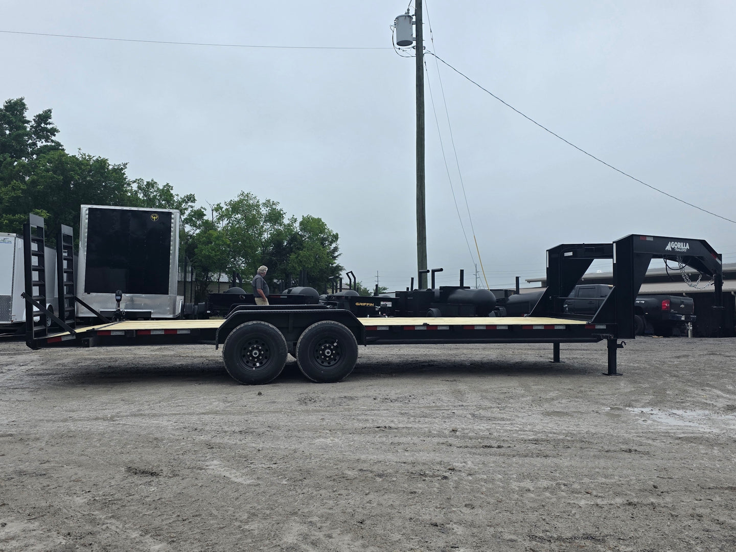 7x24 Gooseneck Equipment Trailer (2) 7K Axles Standup Ramps 14k GVWR Left side picture 