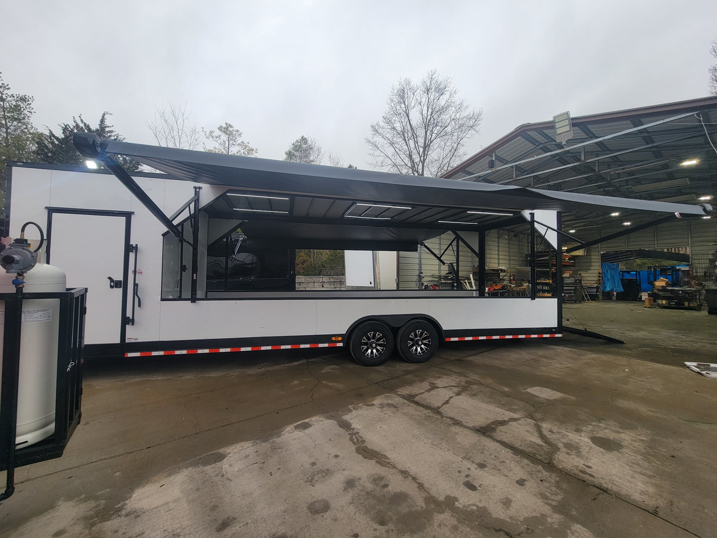8.5' X 30' Custom White With Blackout Trim Hybrid Enclosed Trailer-15