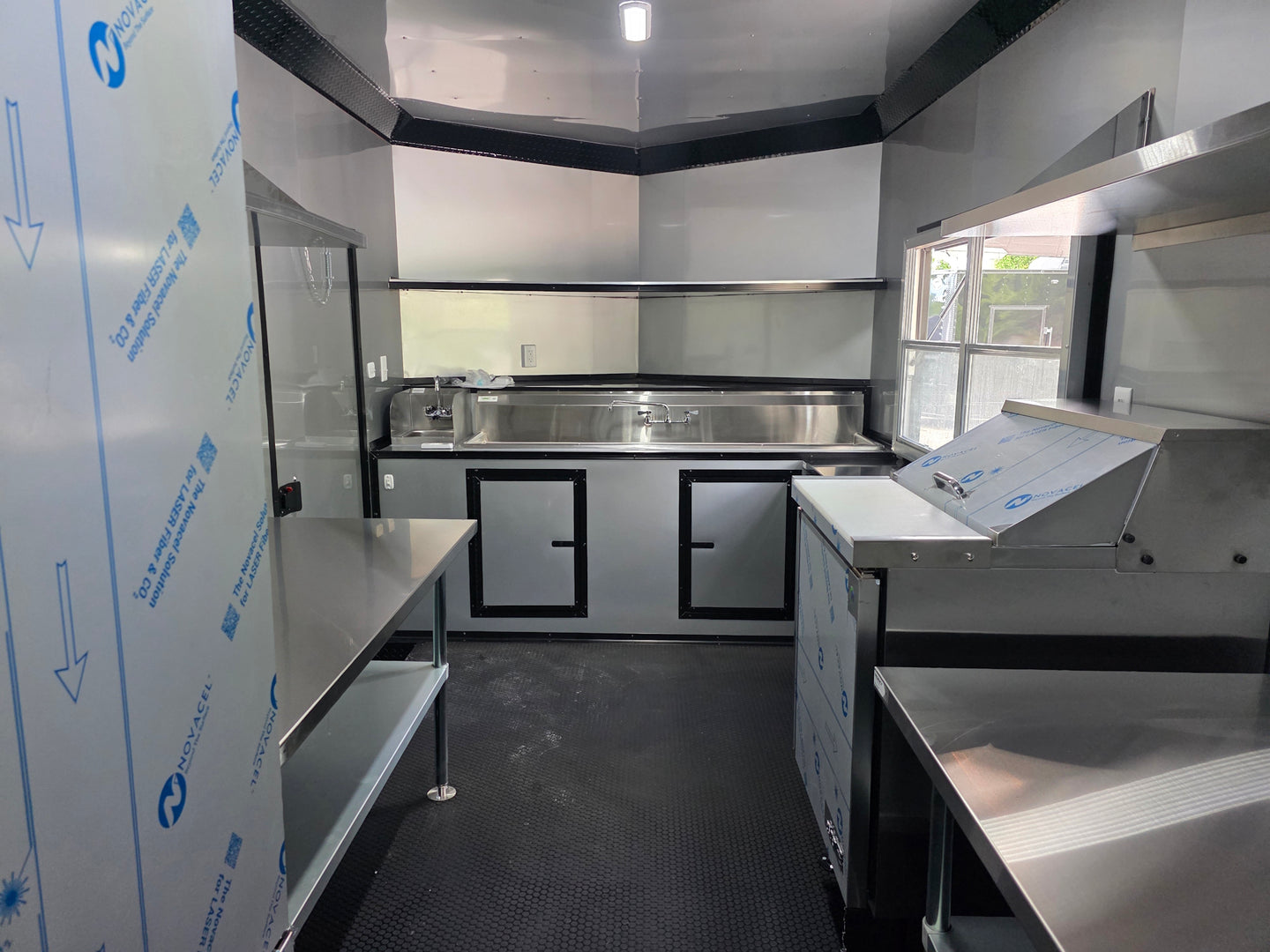 8.5' x 16' Mobile Food Vending Concession Trailer Interior back side picture 