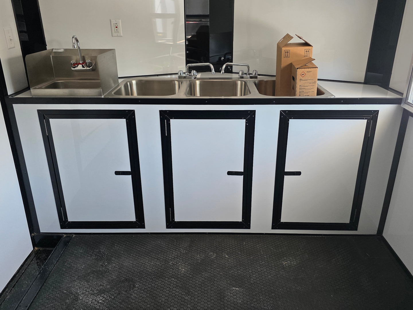 8.5' x 20' Food Event Catering concession Trailer Sink package picture 