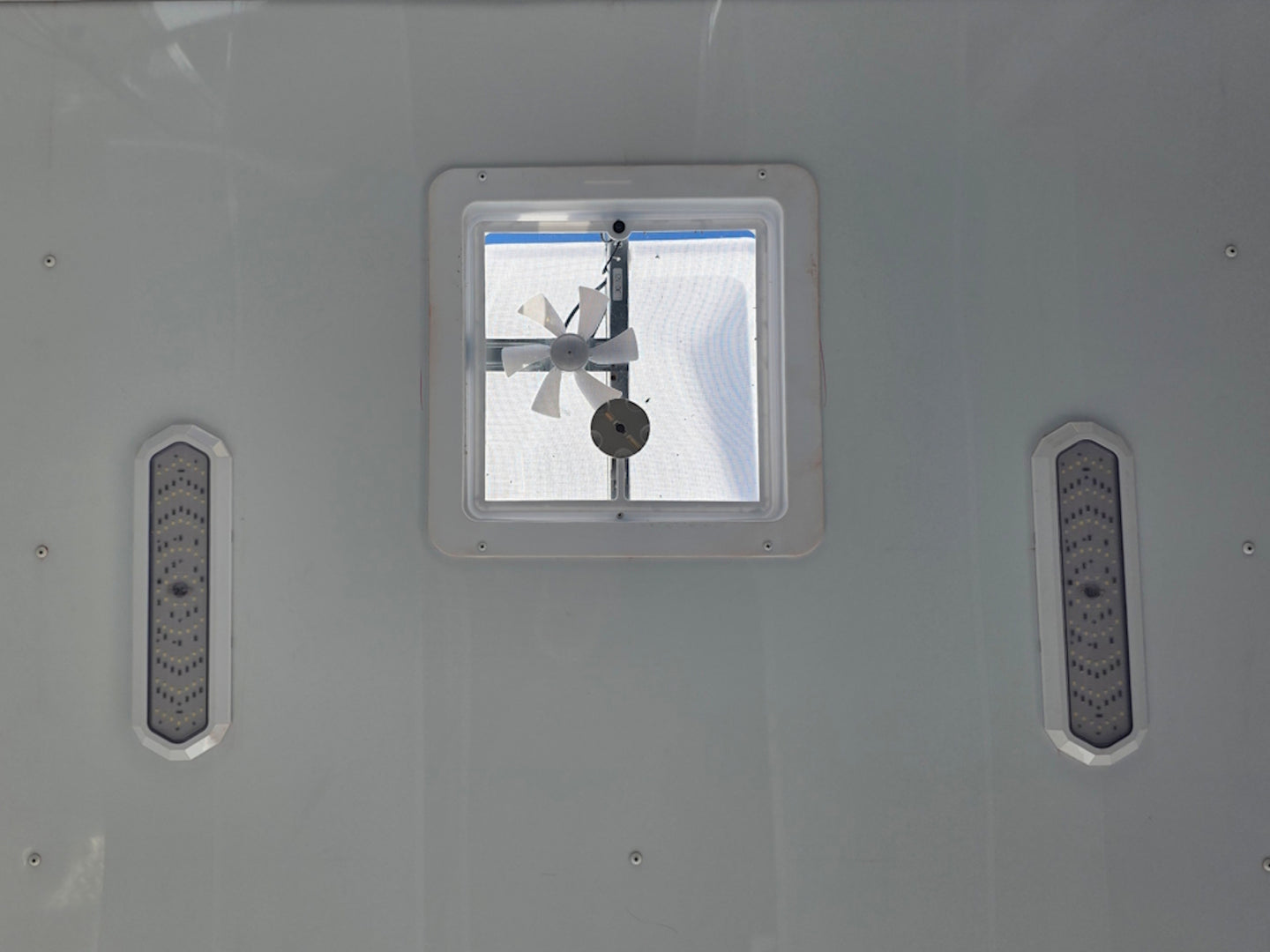 8.5' x 30' Concession Food Event Bar Trailer light and vent picture 