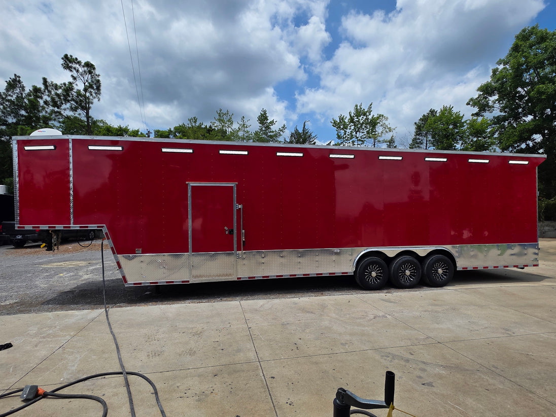 8.5' x 40' Gooseneck Display Merchandise Concession Trailer Right side picture 