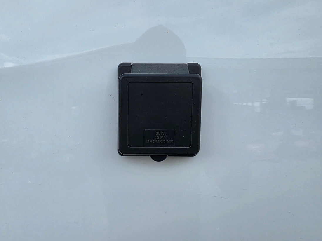 8.5x16 white w/ blackout stage outside outlet picture
