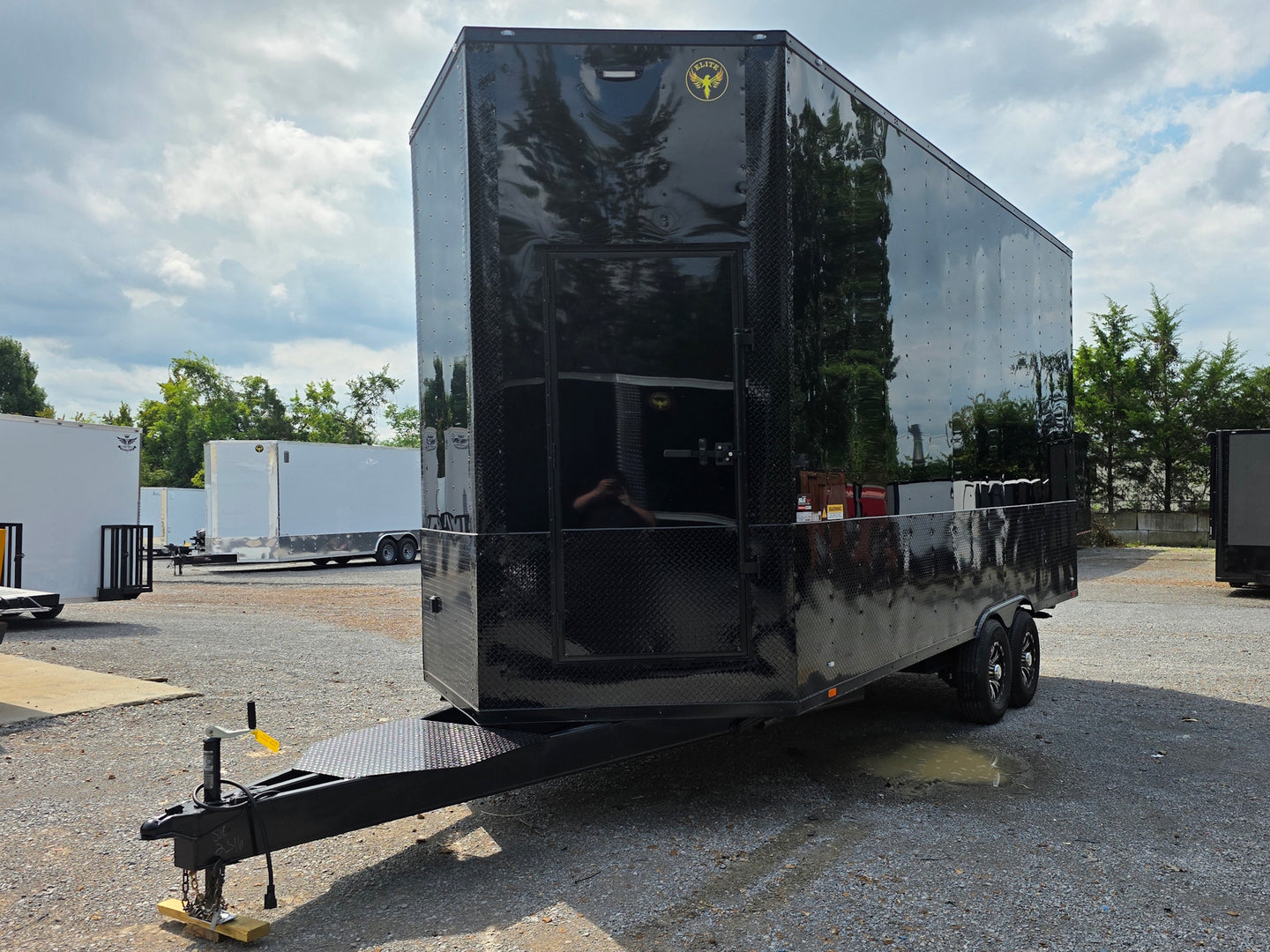 8.5x20 16' stage-34553 Front right angle picture 