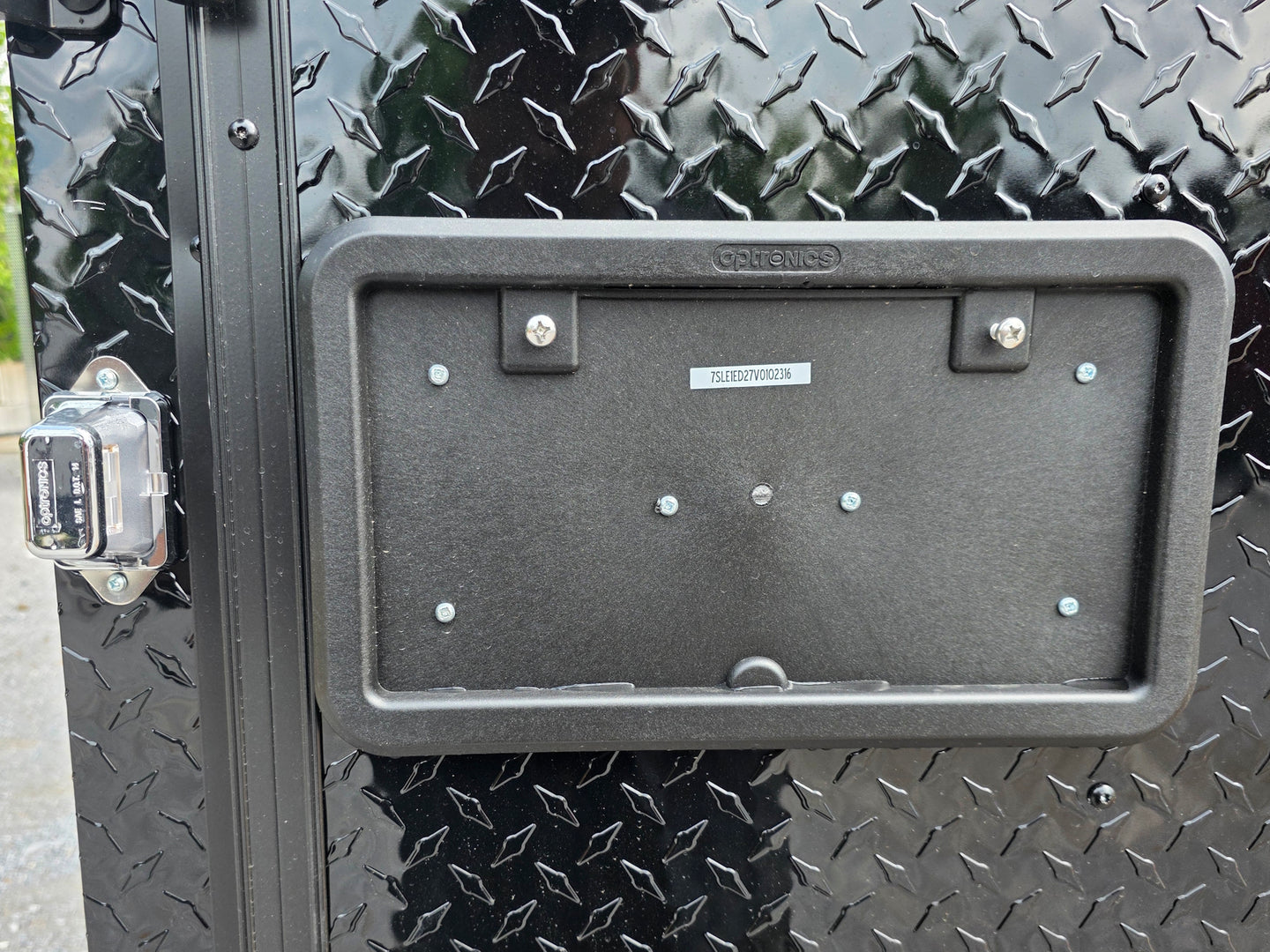 8.5x20 16' stage-34553 License plate bracket picture 
