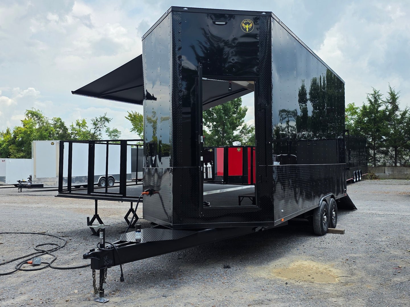 8.5x20 16' stage-34553 Open front right angle picture 