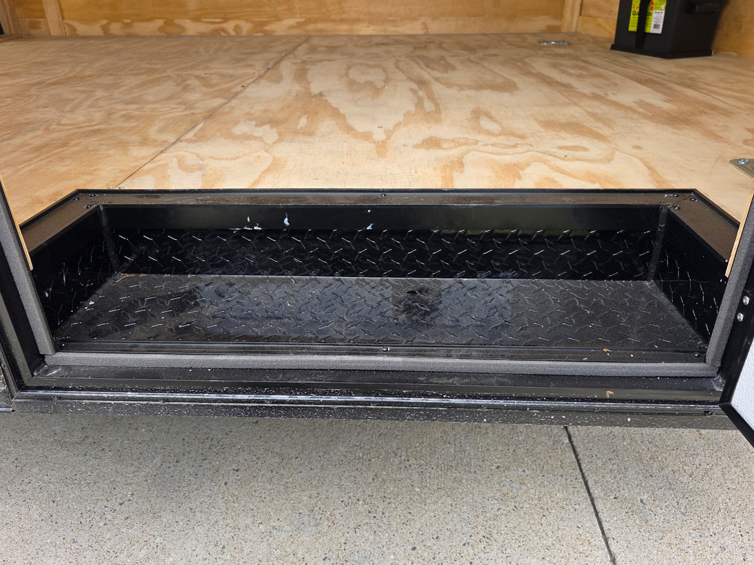 8.5x20 White With Blackout Package 2-5200lb axles Interior step picture 