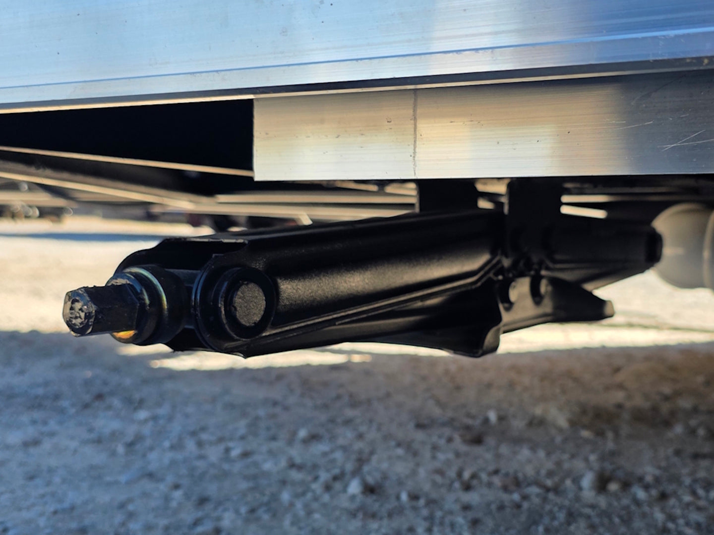 8.5x22 Black W/ sliver-29630 Stabilizing picture 