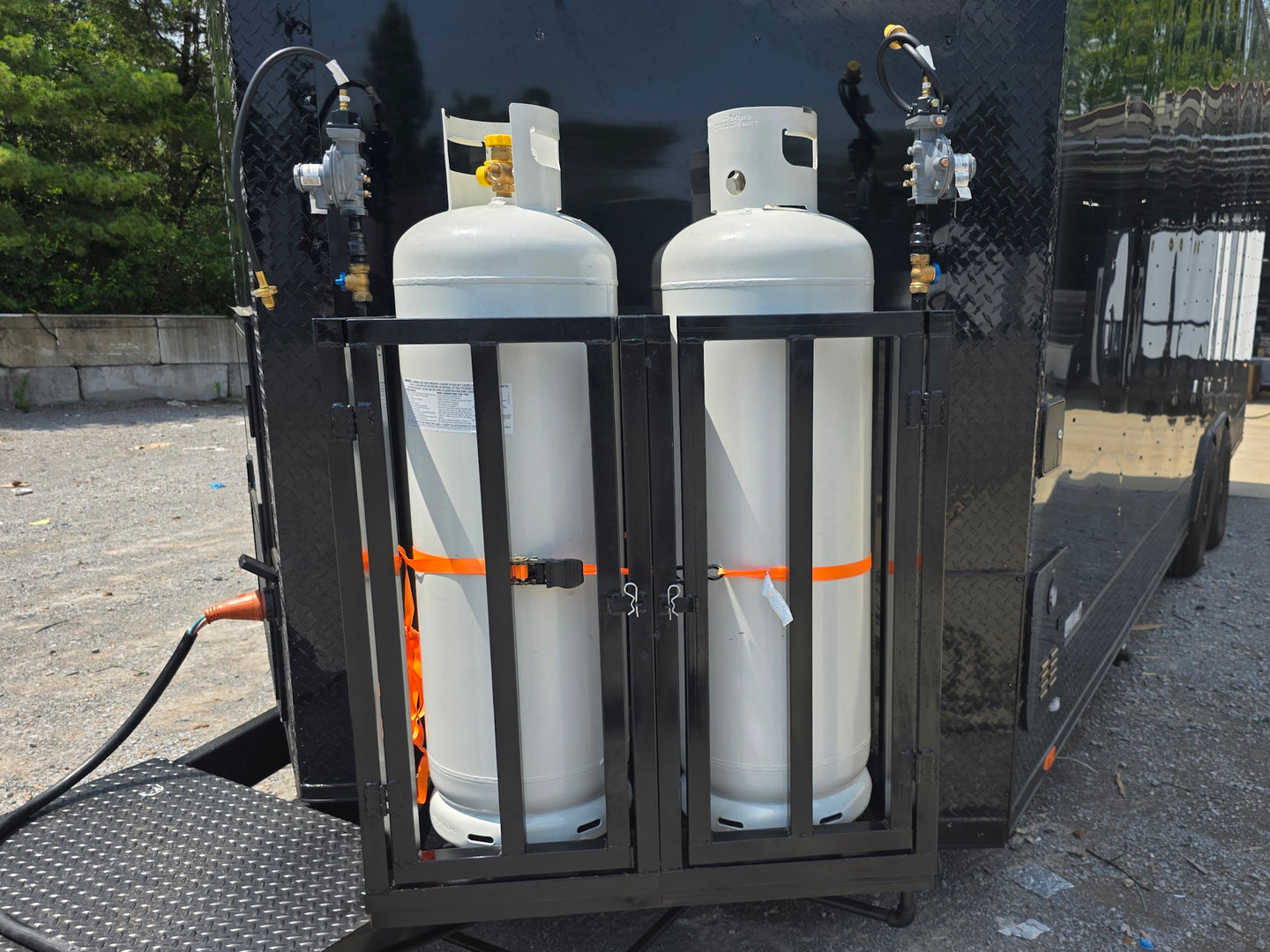 8.5x24 Black w/o BO - 33414 Propane cage picture 