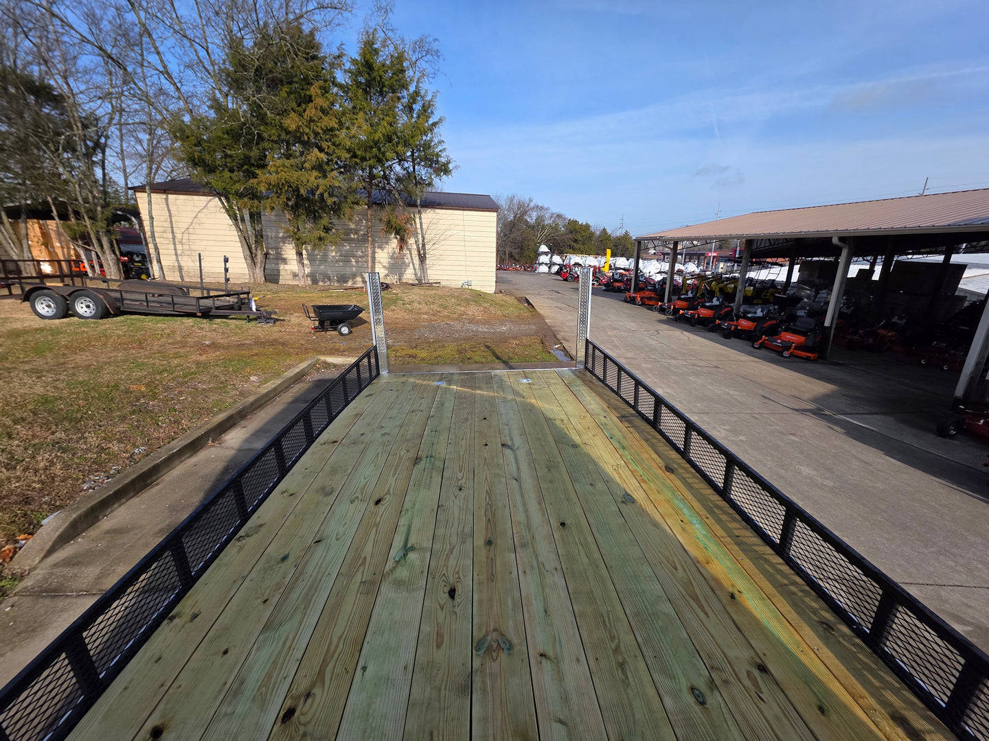 8.5x24 Hybrid White Enclosed V-Nose Trailer (2) 7000lb Axles front deck view picture 