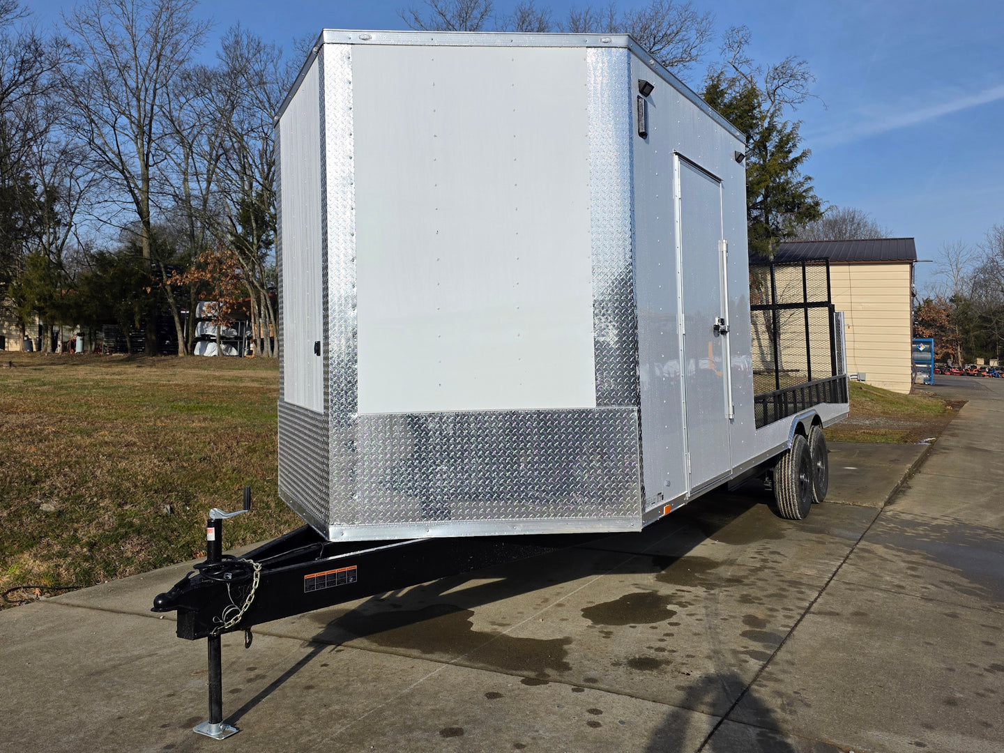 8.5x24 Hybrid White Enclosed V - Nose Trailer (2) 7000lb Axles 14k GVWR - SLE Equipment - 3